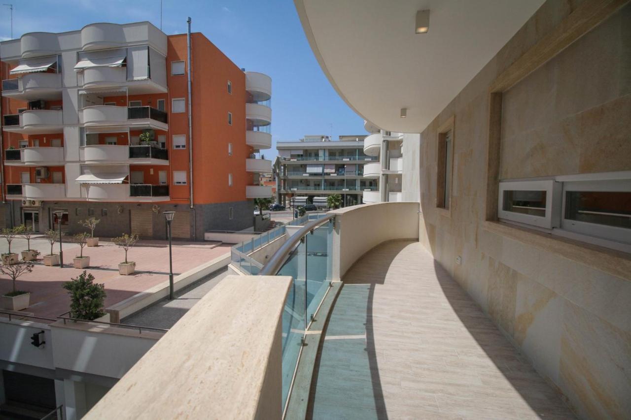 Whitehouse- Monopoli Apartment Exterior photo